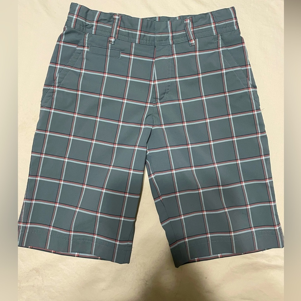 Kids Nike golf shorts size small